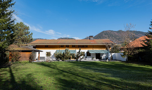 Rottach-Egern am Tegernsee - exklusive Landhausvilla in exponierter Lage