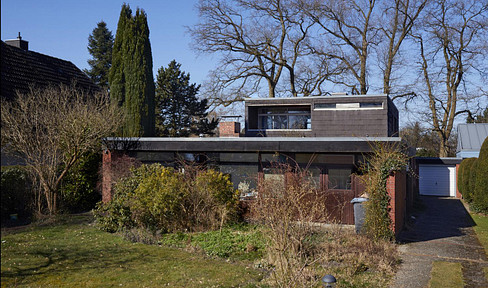 Architect's house in Hamburg Rissen