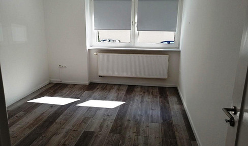 Charming 2-room apartment plus attic room in the popular Martinsviertel district