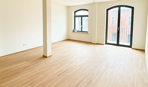 Luxuriöse Dachgeschosswohnung | Erstbezug | 2 Zimmer + sonnenverwöhnter Südbalkon (10m²)