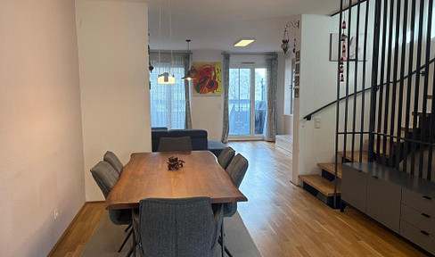 3.5 room sunny maisonette apartment in a very good complex
