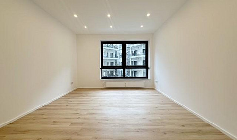 First occupancy, completely renovated 3- or 4-room apartment in Berlin-Mitte