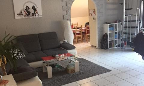 Masionettwohnung 3 Zimmer mit Balkon und Einbauküche