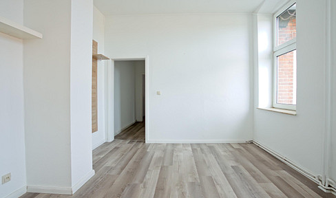 Schönberg - Spacious 3-room apartment available immediately (WE10)