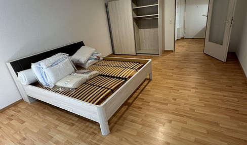 ...available immediately.....1-ZiKB apartment (36,01m²) on the 2nd floor, garage possible!