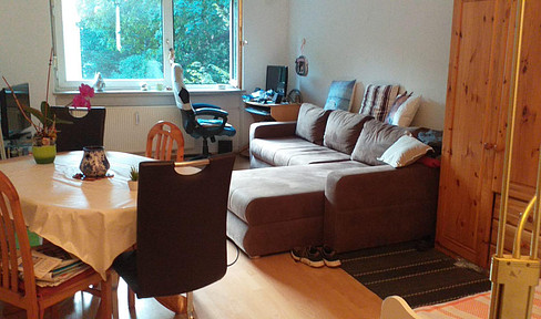 Free of commission! Very well-designed 1-room apartment with separate kitchen and daylight bathroom