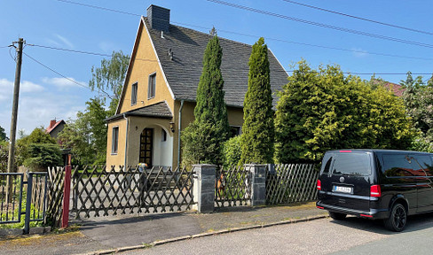 Renovierungsbedürftiges Einfamilienhaus mit Potenzial in beliebter Lage!
