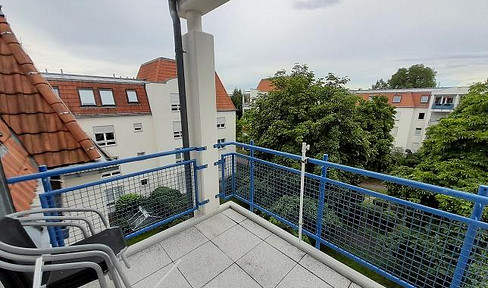 frisch renoviert: 3-Zi-Whg mit neuer EBK im DG mit TG-Parker in ruhiger, idyllischer Lage