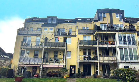 Arrive & feel good: 2-ROOM APARTMENT IN CENTRAL LOCATION OF HEILIGENHAUS (FREE OF PROVISION)