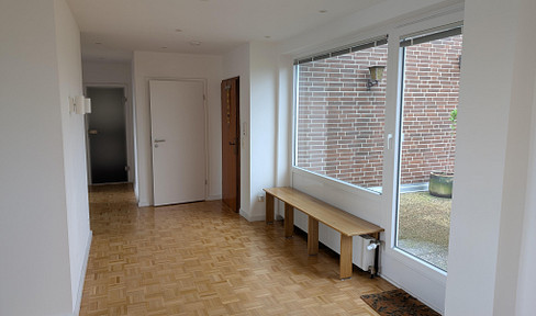 Helles Penthouse mit Dachterasse und Tiefgaragenstellplatz in zentraler Lage von Hannover