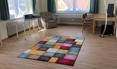 Bright 3-room apartment ideal for family, butcher's sales clerk preferred