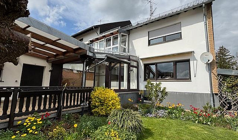 Gepflegtes Einfamilienhaus mit Wintergarten und Garten in Kreuzau-Thum