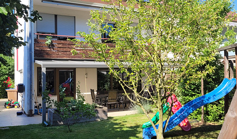 Semi-detached house with plenty of space & sunny garden