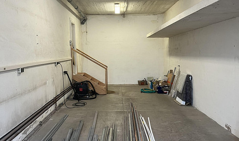 Gewerbeeinheit mit großer Lagerhalle zu vermieten