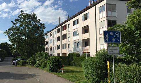 2-Zi-EG-Wohnung mit privatem Garten zwischen Stadtberger Markt und Uniklinik