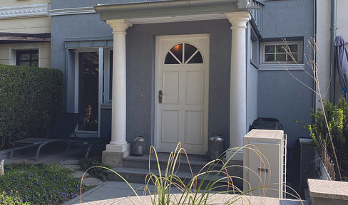 Beautiful, energy-efficiently renovated mid-terrace house in Marienthal