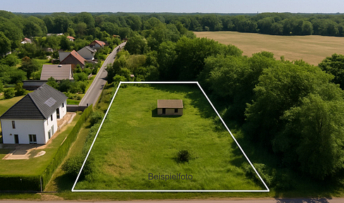 Last in the row - Large, developer-free family plot with unobstructed views of the countryside