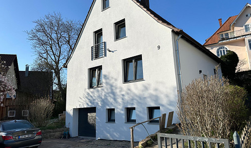 Modern, completely renovated detached house with spacious garden