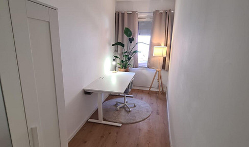 Kernsanierte, vollmöblierte 2-Zimmer Wohnung St.Johannis