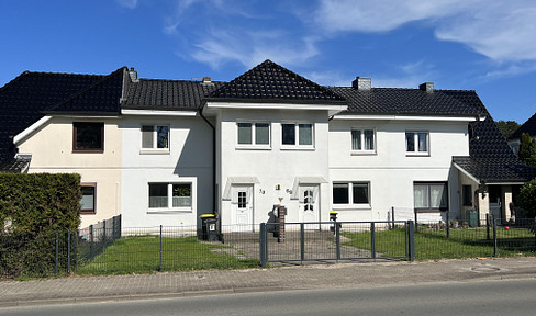 2 Reihenhäuser & Anbau in bester Lage von Büchen