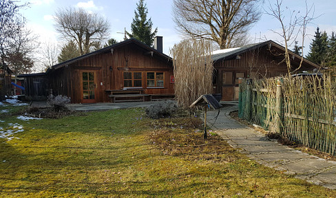 kleines Haus im Wochenendhausgebiet Gelbelsee