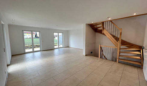 DHH top location w. heat pump south/west terrace