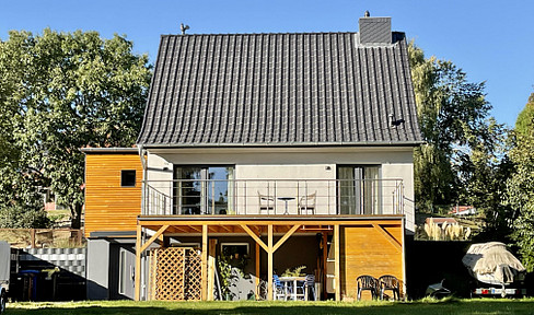 Beautiful, well-maintained and renovated house on the island of Rügen, ready for occupancy, with photovoltaic panels.