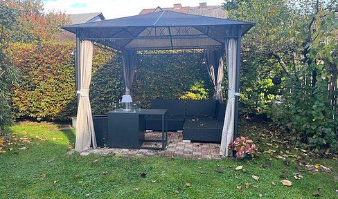 Möbliert: Reiheneckhaus in Neuried