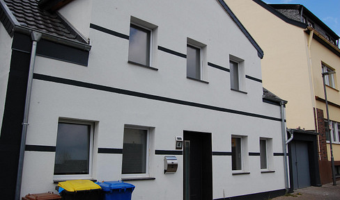 Schmuckes EFH-Haus mit Einliegerwohnung