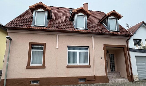 Einfamilienhaus mit Einliegerw. od. Büro in ruhiger Umgebung von KA-Grünwinkel