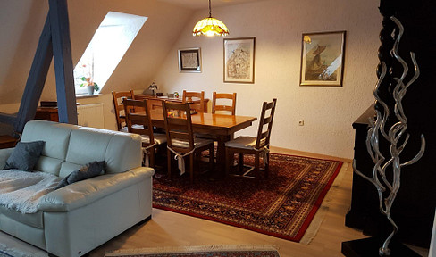 Detached house with granny annexe or office in quiet area of Grünwinkel