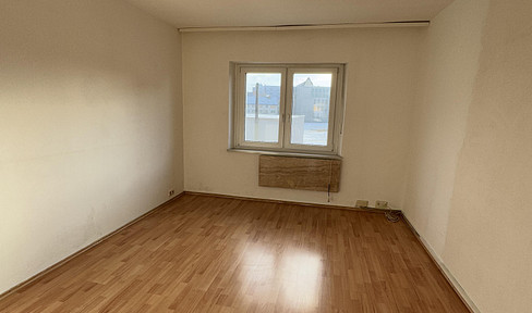 Central 2.5 room apartment near Maximilianstraße subway station