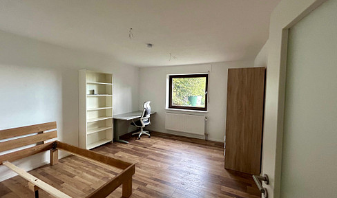 Zwei WG-Zimmer - teilmöbliert in Gießen/Petersweiher