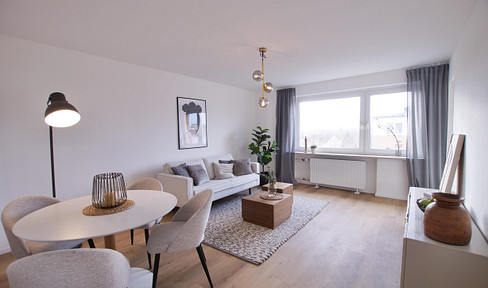 Lichtdurchflutete 4-Zimmer-Wohnung mit Loggia