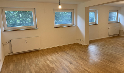 Geschmackvolle, frisch renovierte 2-Zimmer-Wohnung mit gehobener Innenausstattung in Stuttgart