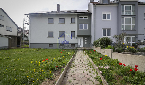 Charming 4-room apartment on the first floor with terrace and garden area