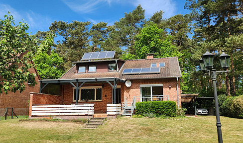 Christmas in your new home? Detached single-family home in a quiet location