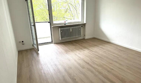 Beautiful, bright, 2-room apartment with balcony in Ingolstadt (commission-free) for sale