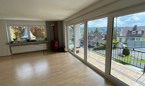 Detached house for sale in central, quiet area with beautiful views