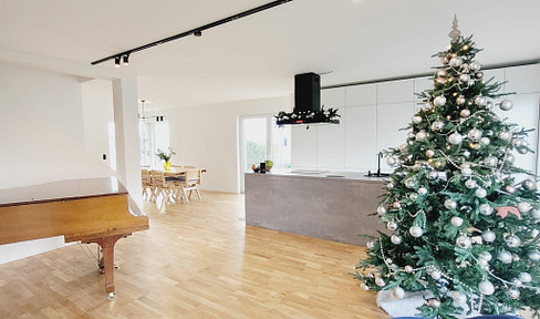 Free of commission! House 153sqm Living in park edge location Fitted kitchen with cooking island