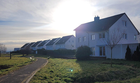 Free of commission! House 163sqm living in park edge location Fitted kitchen with cooking island