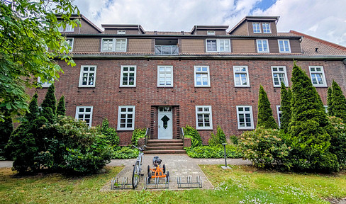 STADE-OTTENBECK FREE OF PROVISION: Bright 3-room apartment with fantastic balcony and large garden