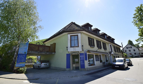 Geschäfts- und Wohnhaus Kirchberg / Pielachtal