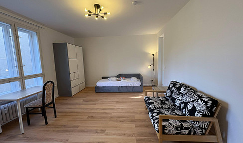 Shared room with balcony in Berlin-Steglitz