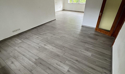 4 room apartment in quiet location, traffic-calmed street, near forest area and center of Saarbrücken