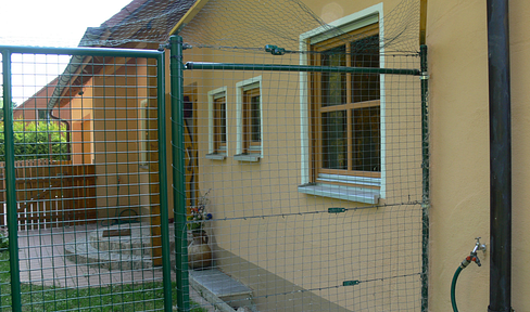 Arrive at home - surrounded by nature, with space for your ideas