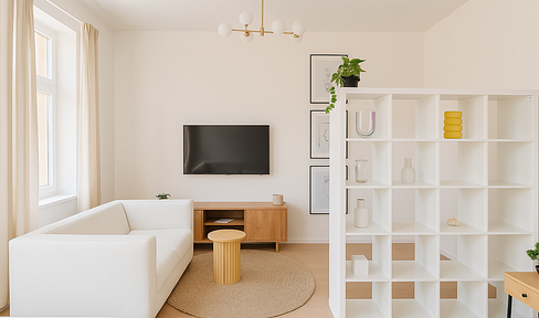 First occupancy after complete refurbishment: Furnished gem in Friedrichshain