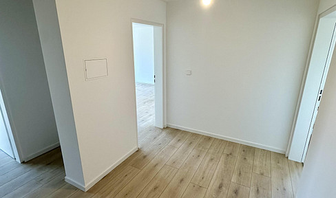 3-room apartment in prime location at the Forum with parking space