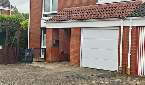 Free of commission! Well-maintained corner terraced house in Arsten