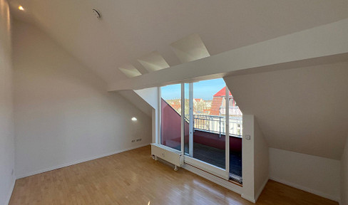 Fantastic top floor maisonette with roof terrace in Babelsberg's top location